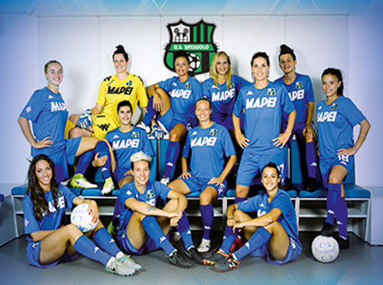 Foto di squadra del Sassuolo calcio femminile